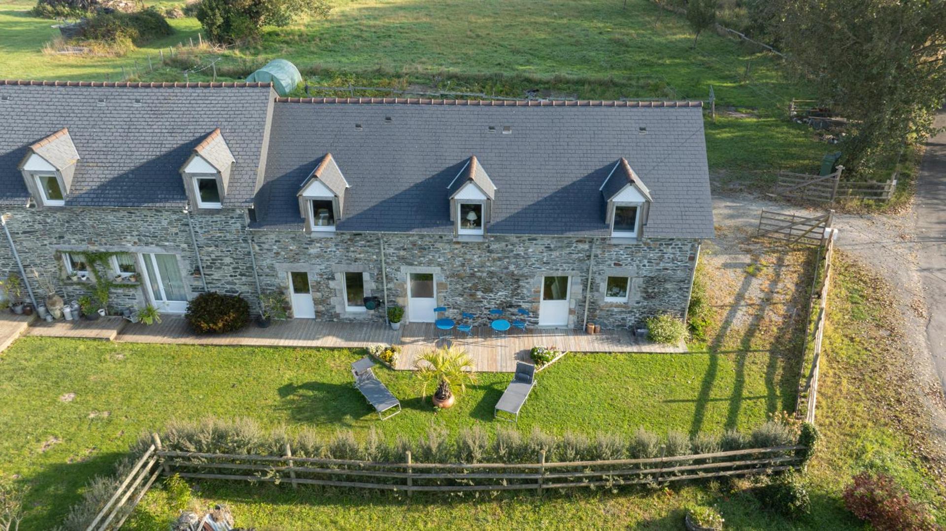 Le Bout Du Monde Bed and Breakfast Bricqueville-sur-Mer Εξωτερικό φωτογραφία
